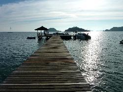 the Leelawadee pier in front of the Makathanee Resort on Koh Mak before the we double sized it